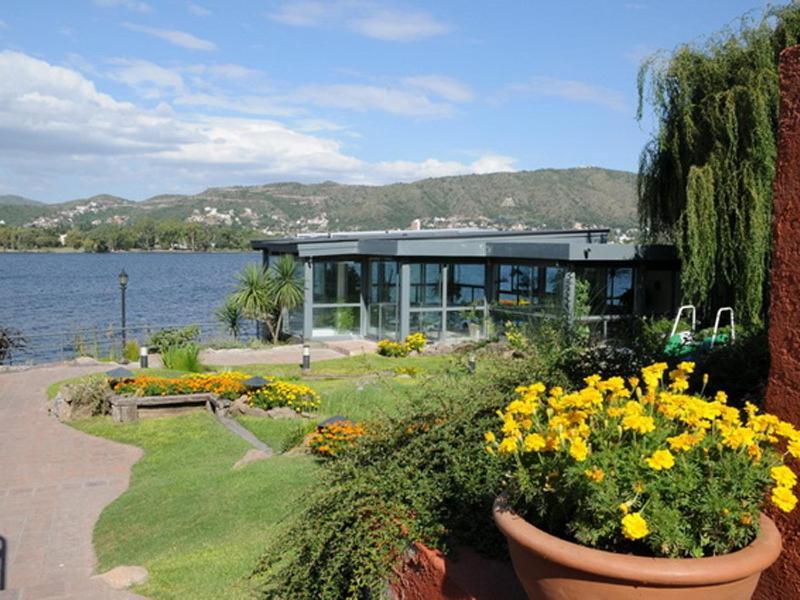 Lake Buenavista Apart Hotel & Suites Villa Carlos Paz Zewnętrze zdjęcie